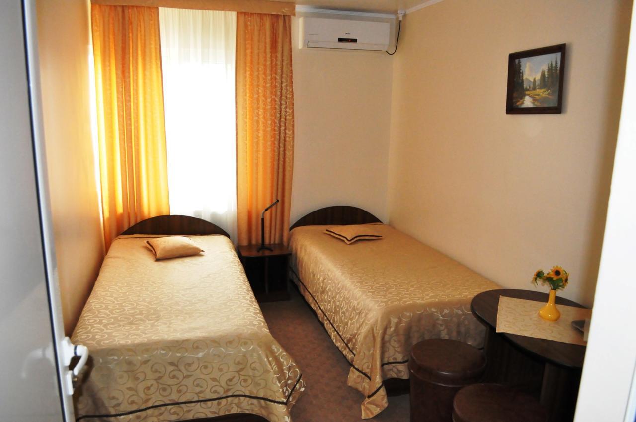 Hotel Andrei กัมปิอา ตัวร์ซิ ภายนอก รูปภาพ