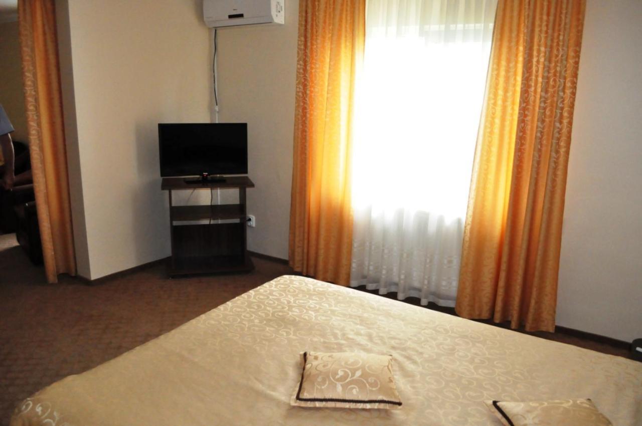 Hotel Andrei กัมปิอา ตัวร์ซิ ภายนอก รูปภาพ